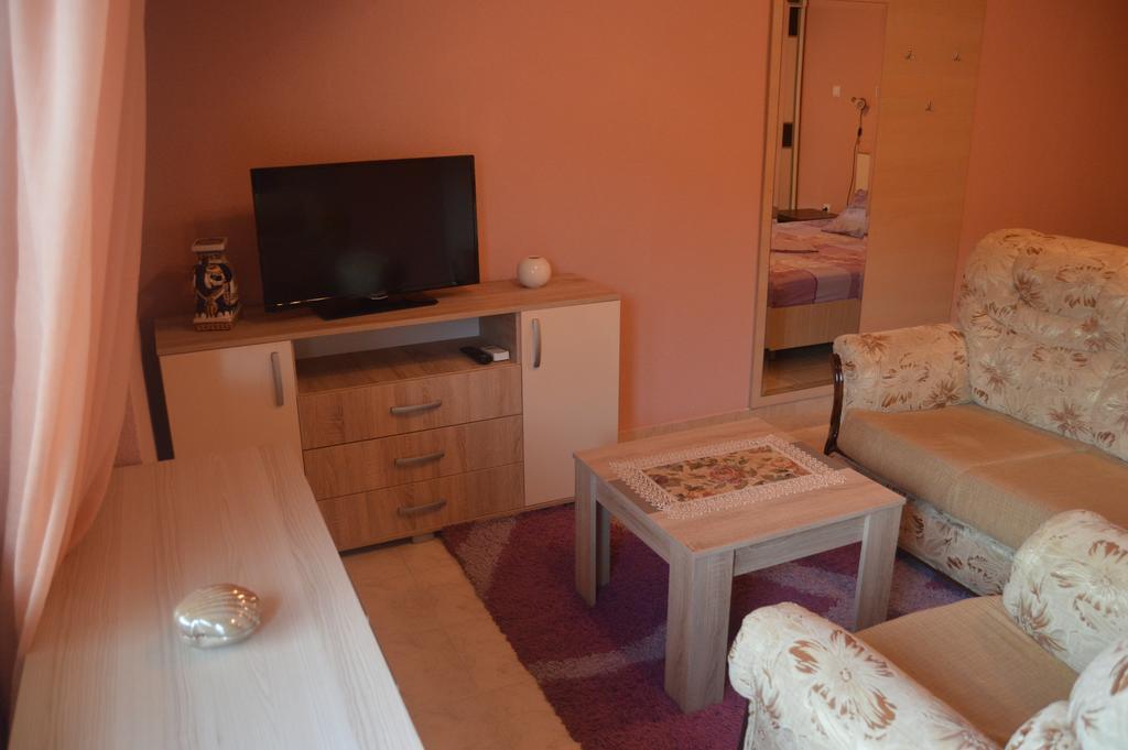 Apartments Bucin Kotor Bagian luar foto
